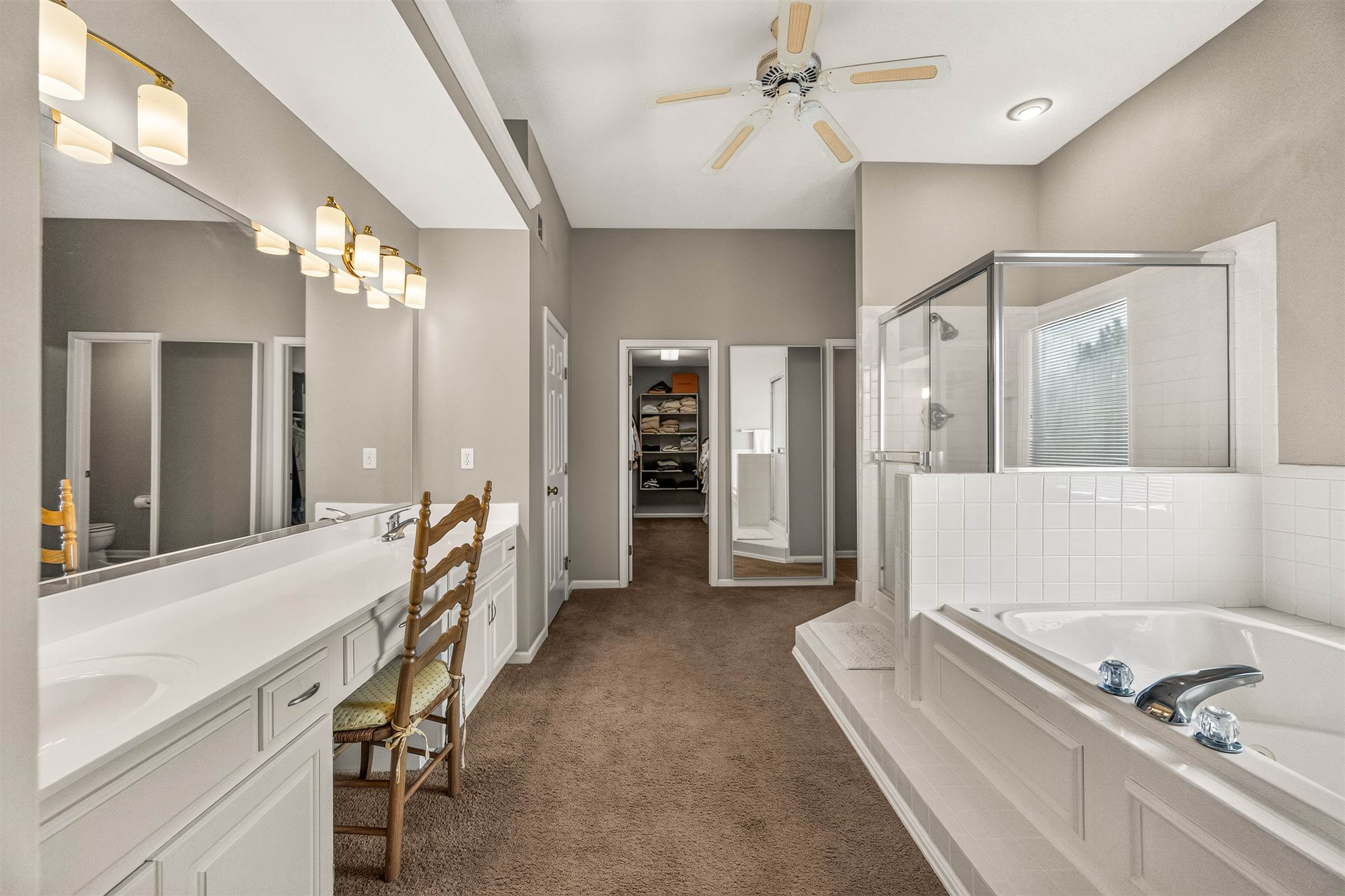 14605 W. 49th Terrace, Shawnee, KS 66216
