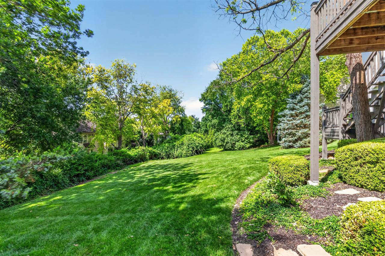 14605 W. 49th Terrace, Shawnee, KS 66216
