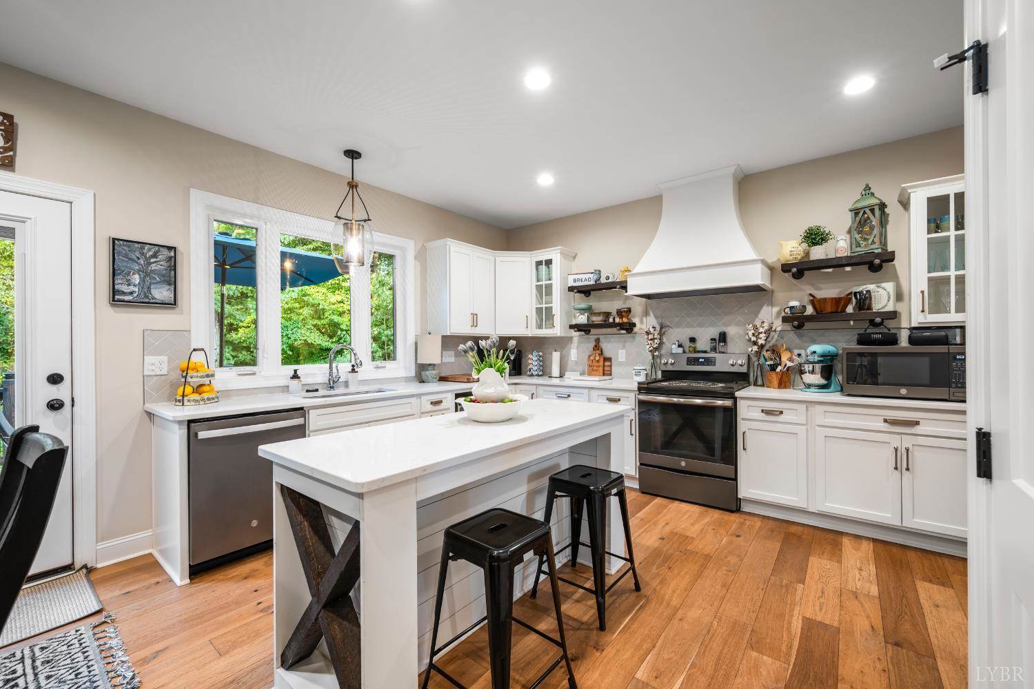 176 Ralls Apple Road, Madison Heights, VA 24572