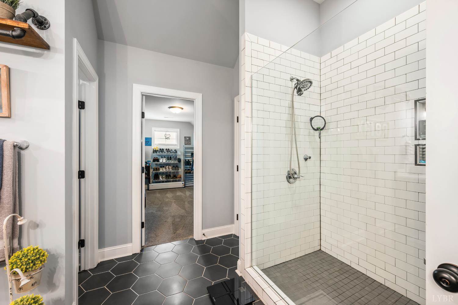 176 Ralls Apple Road, Madison Heights, VA 24572
