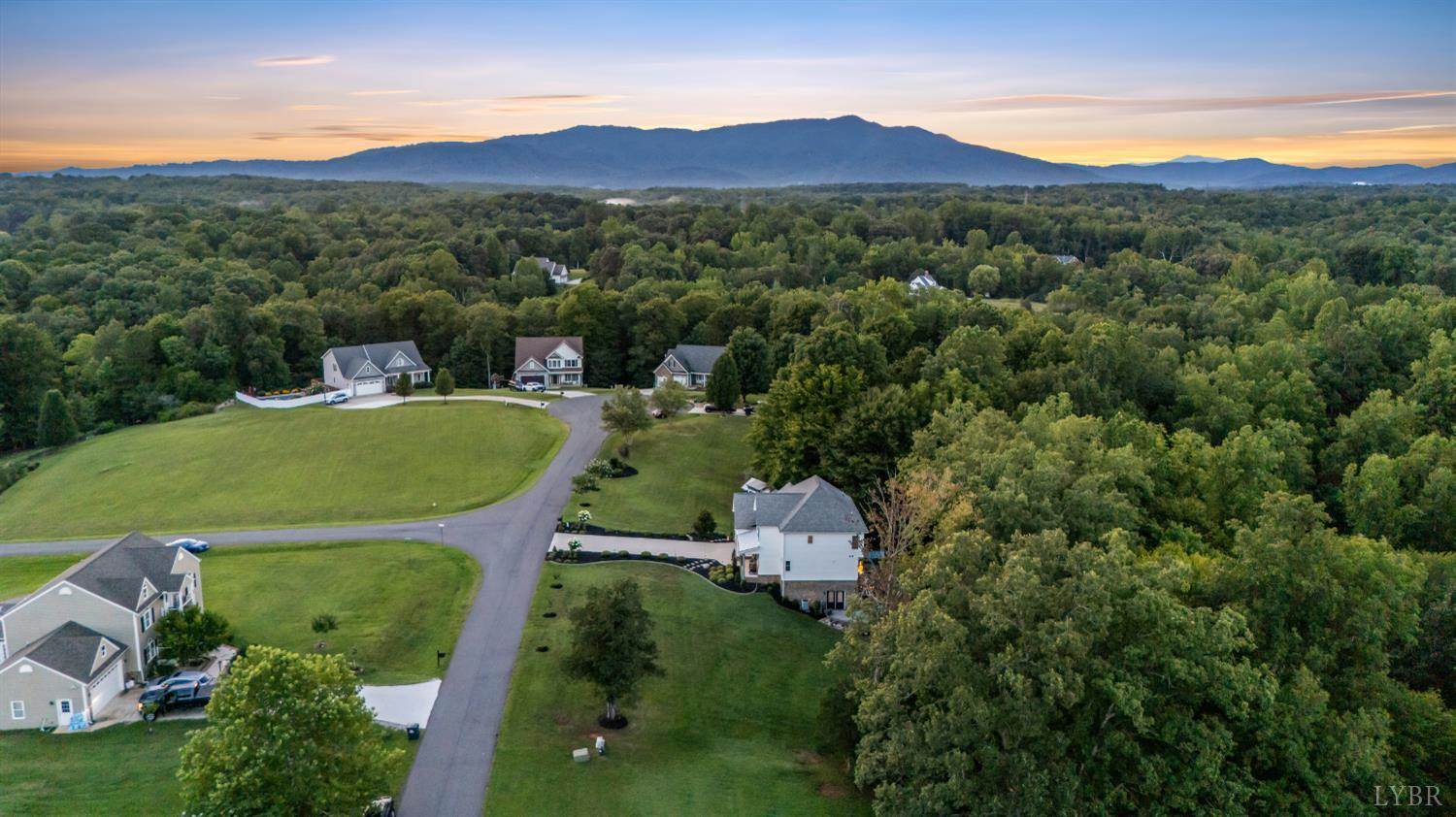 176 Ralls Apple Road, Madison Heights, VA 24572