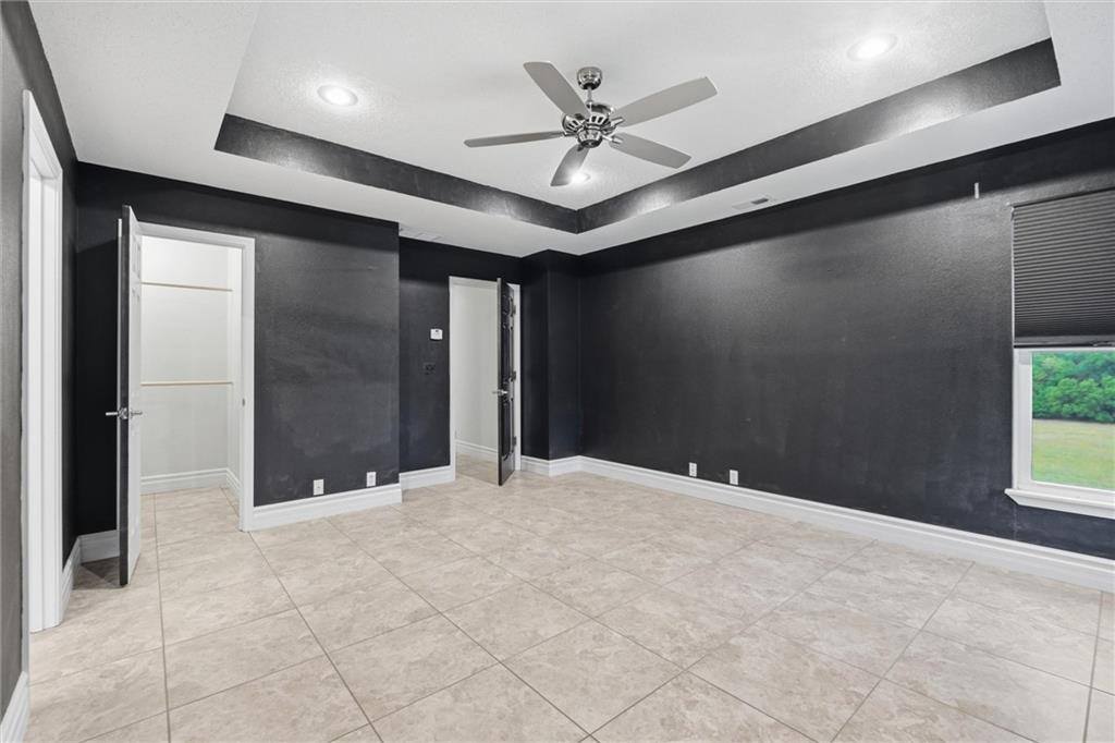 523 Ernest Drive, Clinton, MO 64735