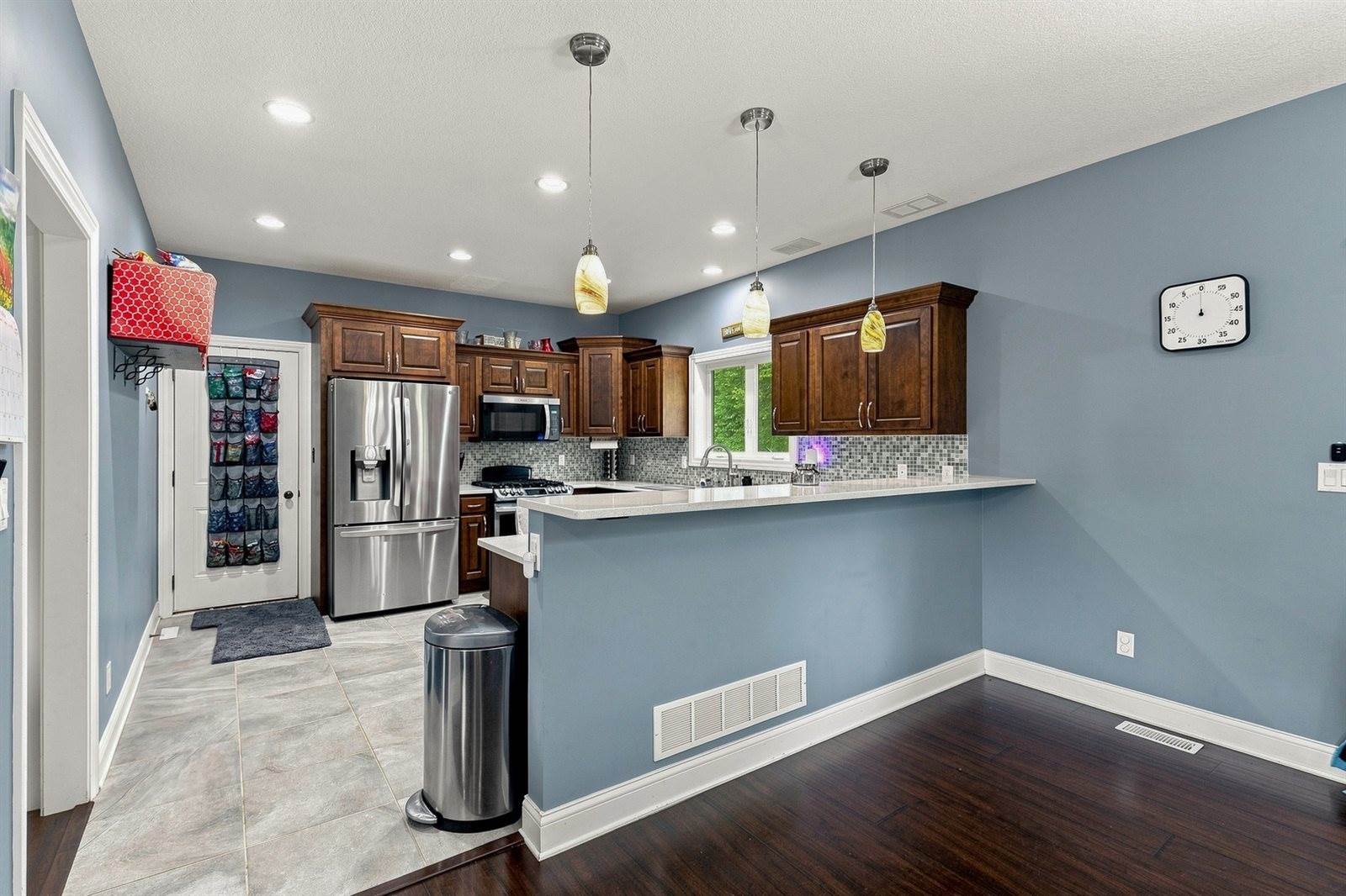 2986 16th Street Court, East Moline, IL 61244
