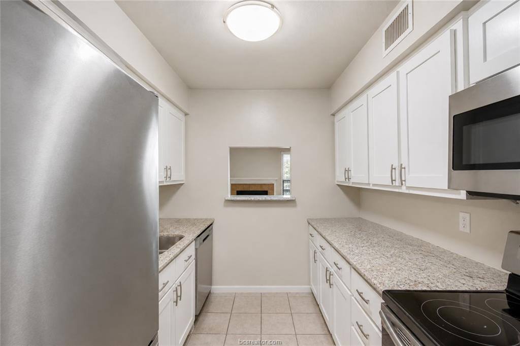 1902 Dartmouth Street, College Station, TX 77840