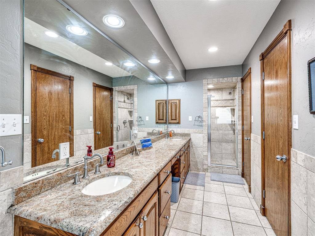 15 Northridge Road, Shawnee, OK 74804