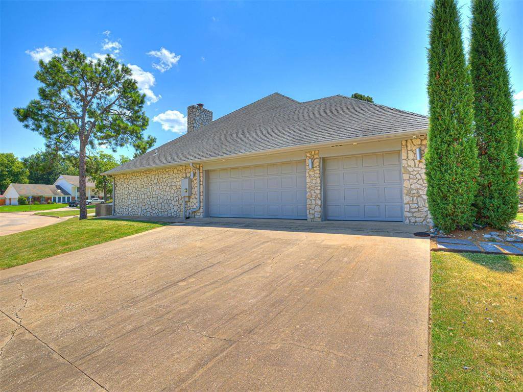 15 Northridge Road, Shawnee, OK 74804