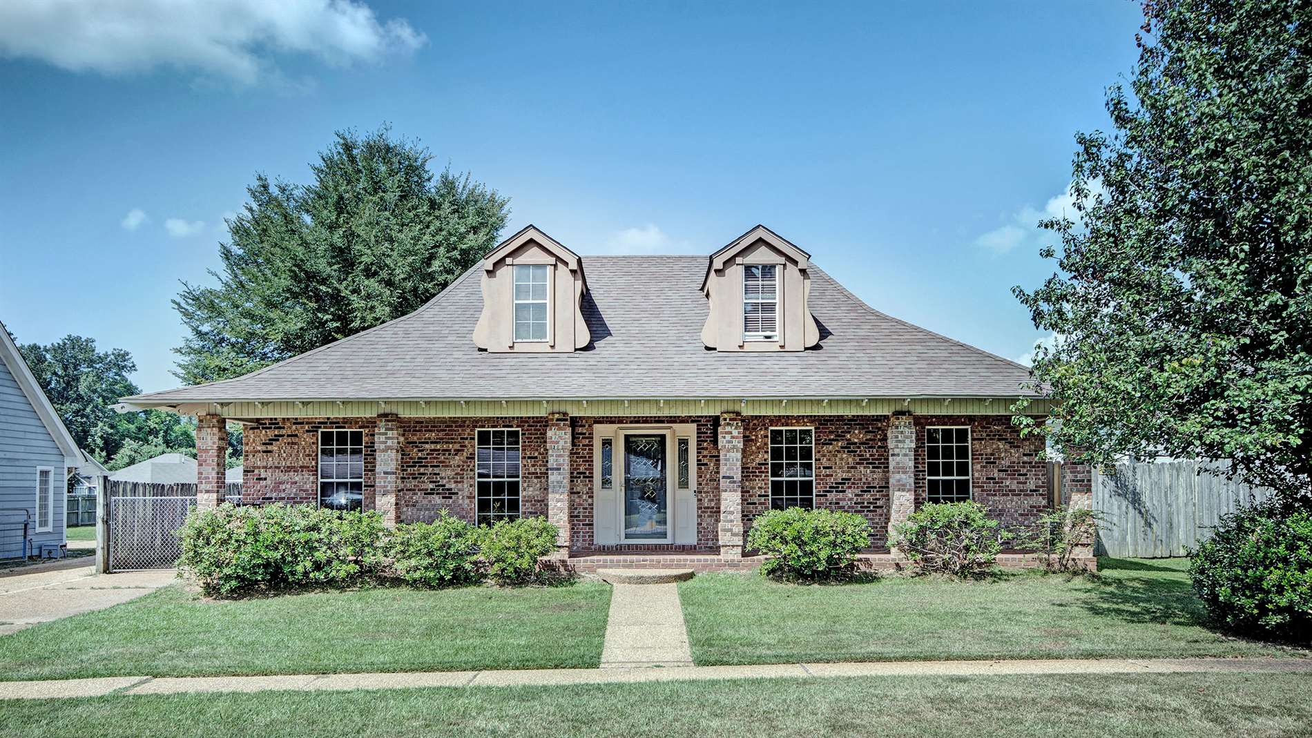 411 S Church St, Florence, MS 39073