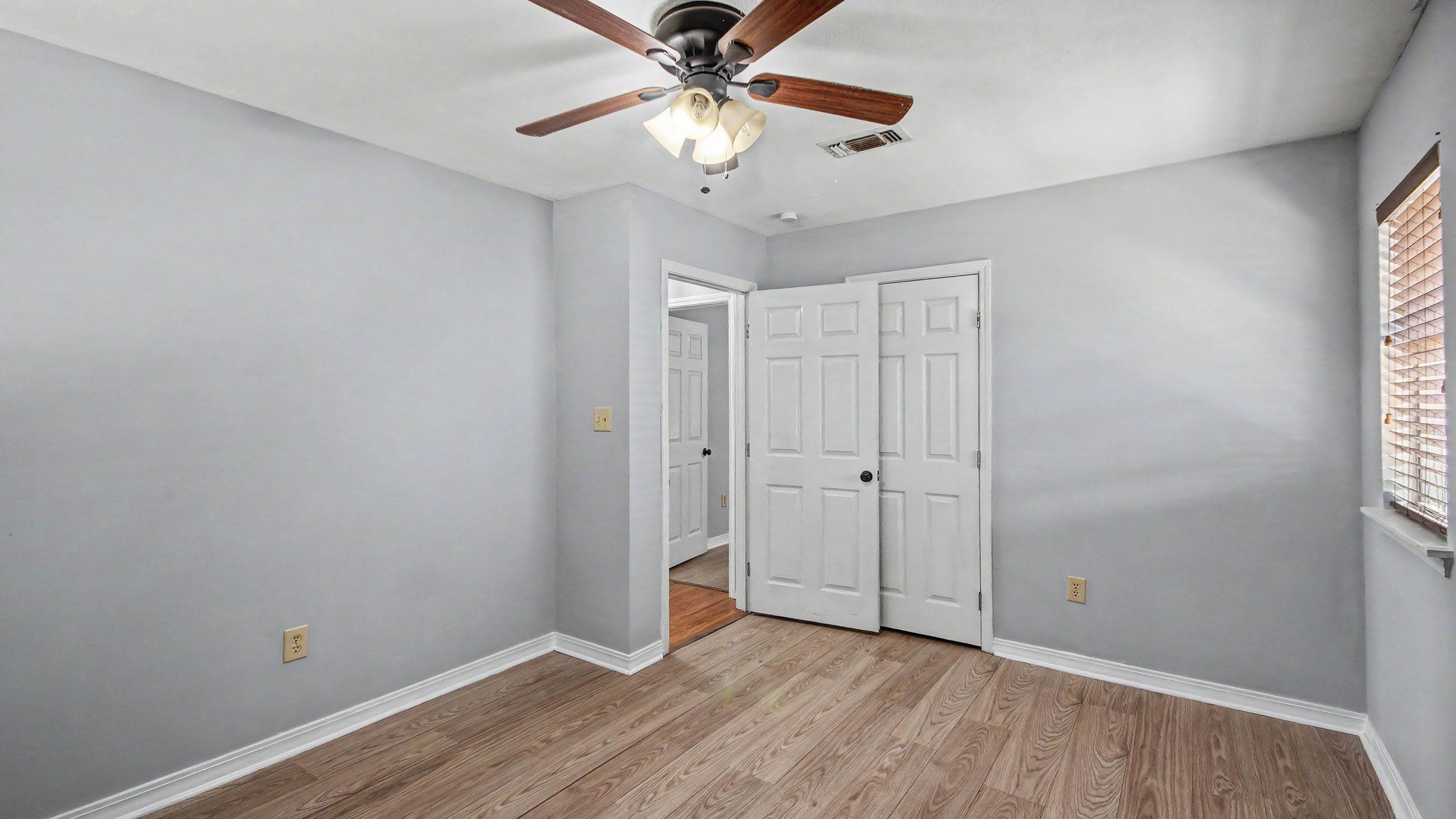 411 S Church St, Florence, MS 39073