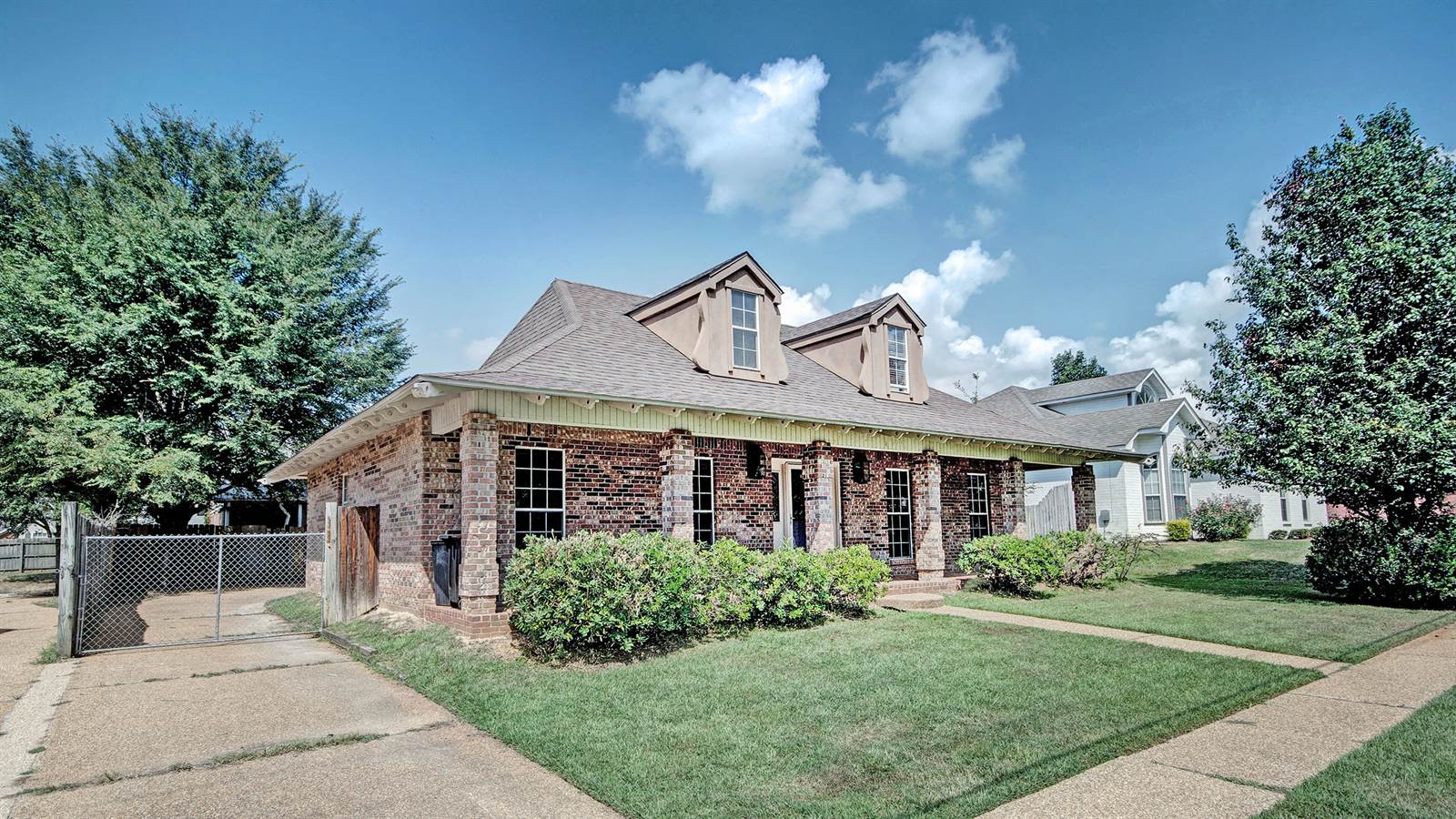 411 S Church St, Florence, MS 39073