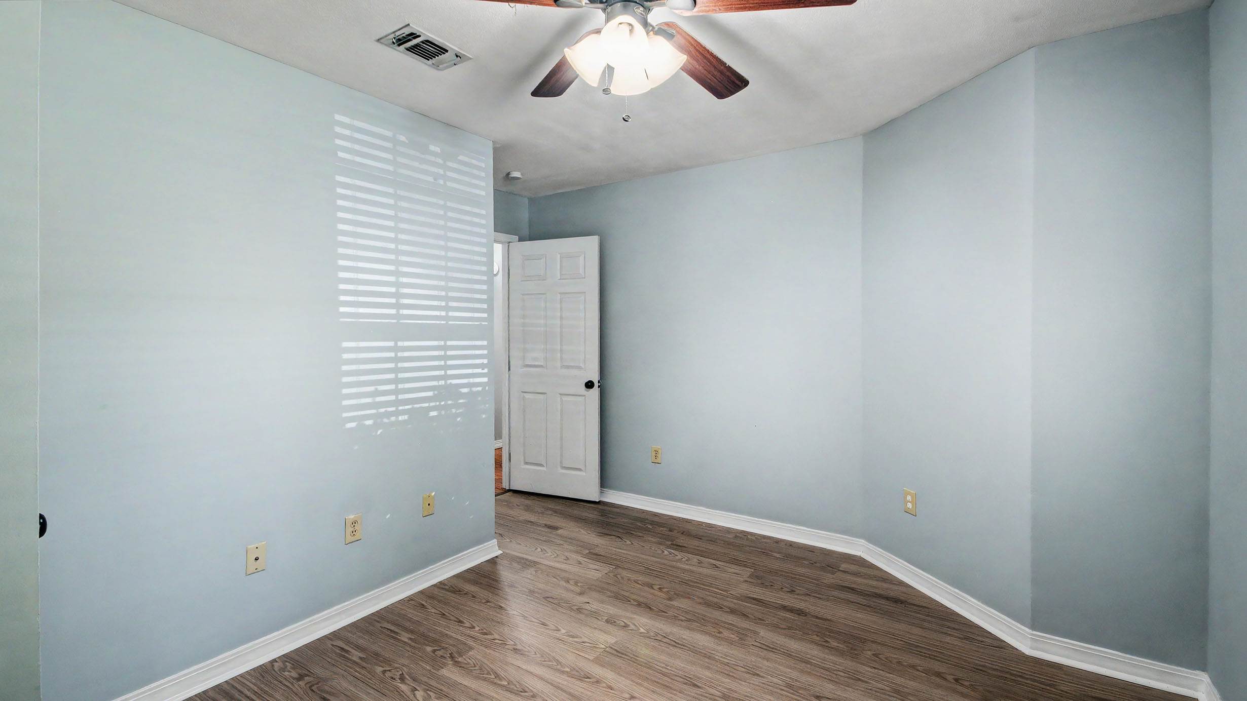 411 S Church St, Florence, MS 39073