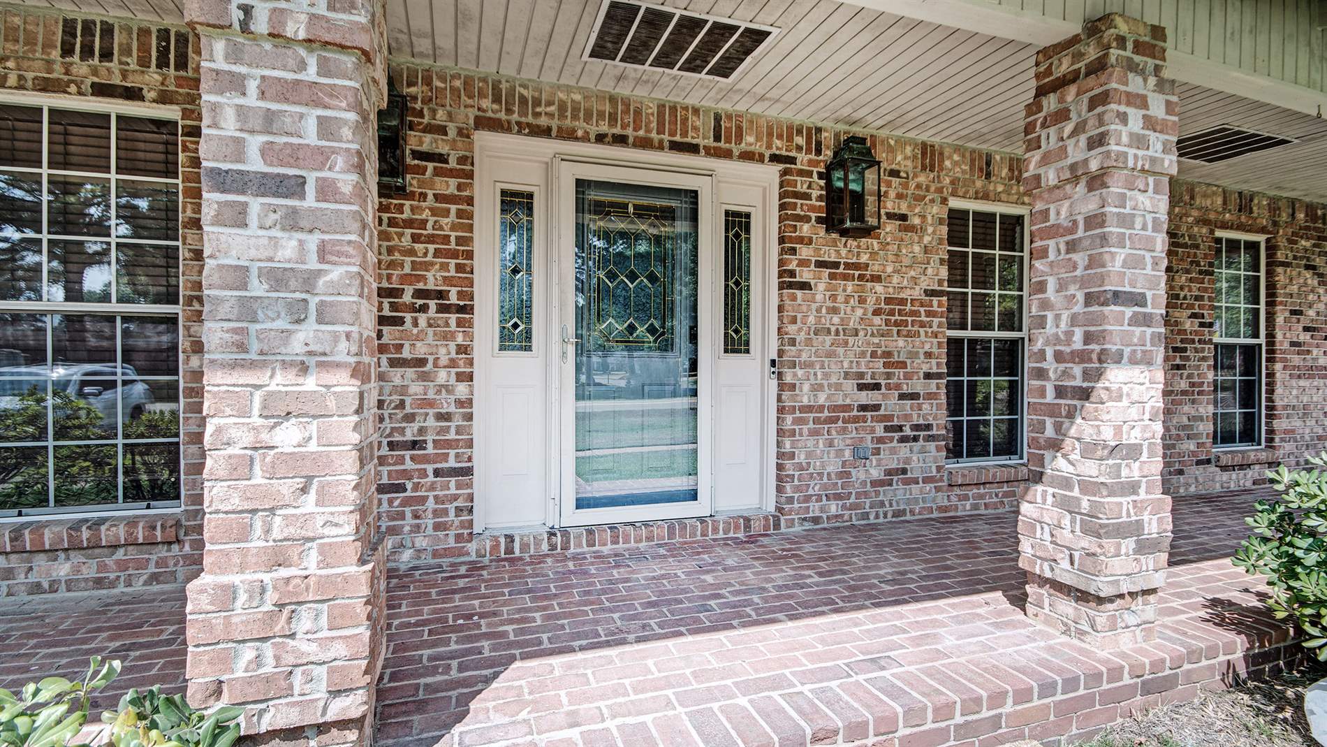 411 S Church St, Florence, MS 39073
