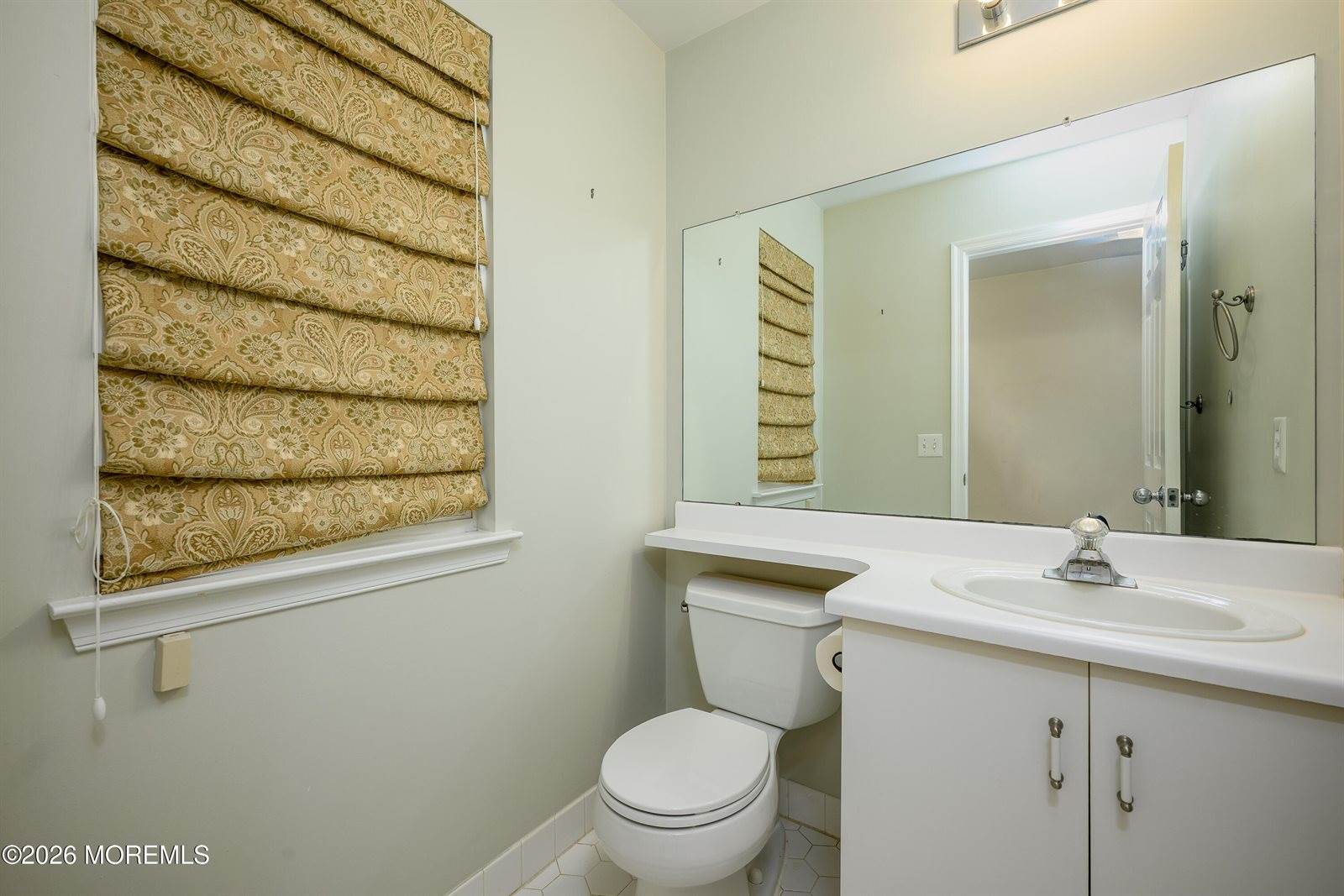 5 Charles Court, Ocean Township, NJ 07712