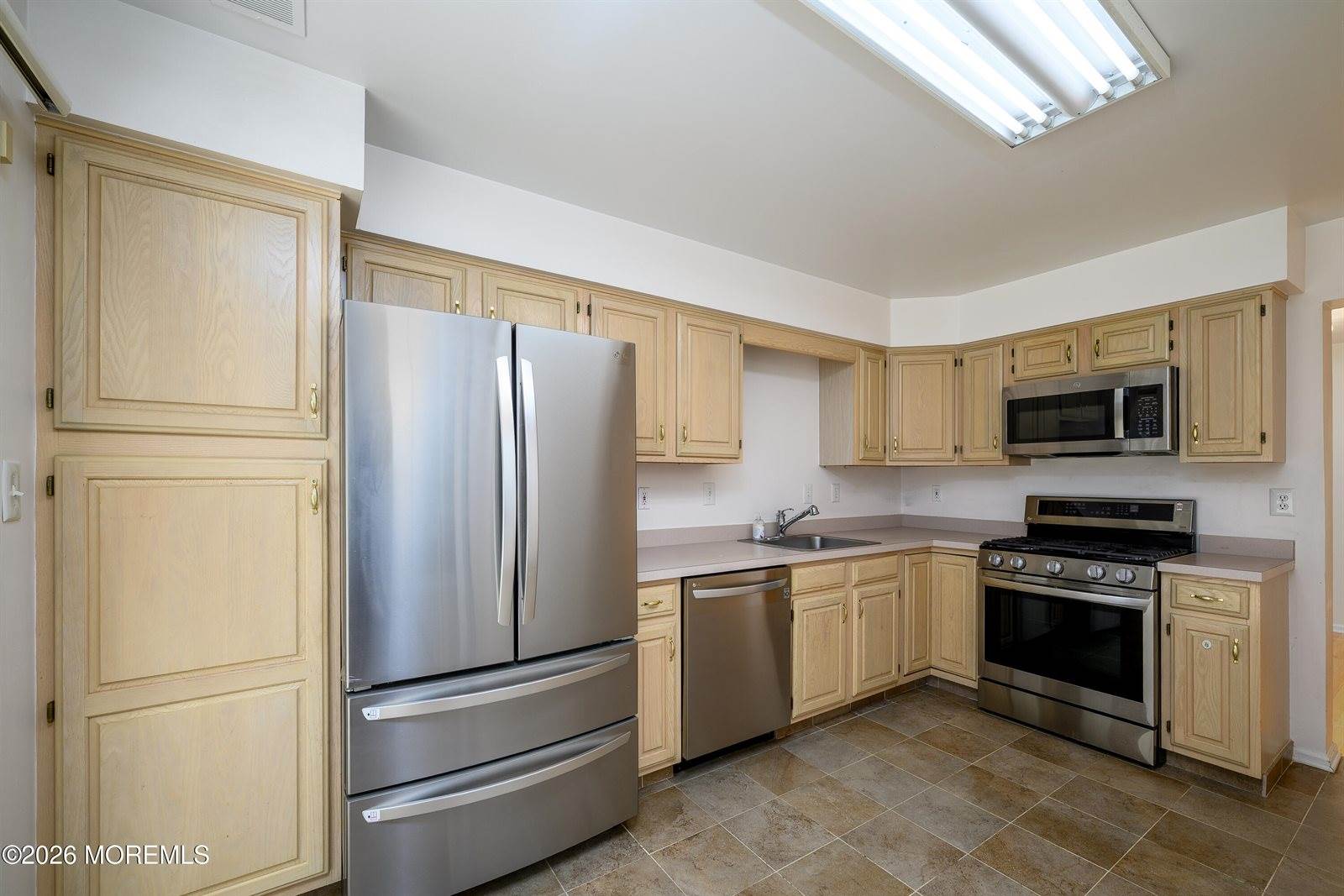 5 Charles Court, Ocean Township, NJ 07712