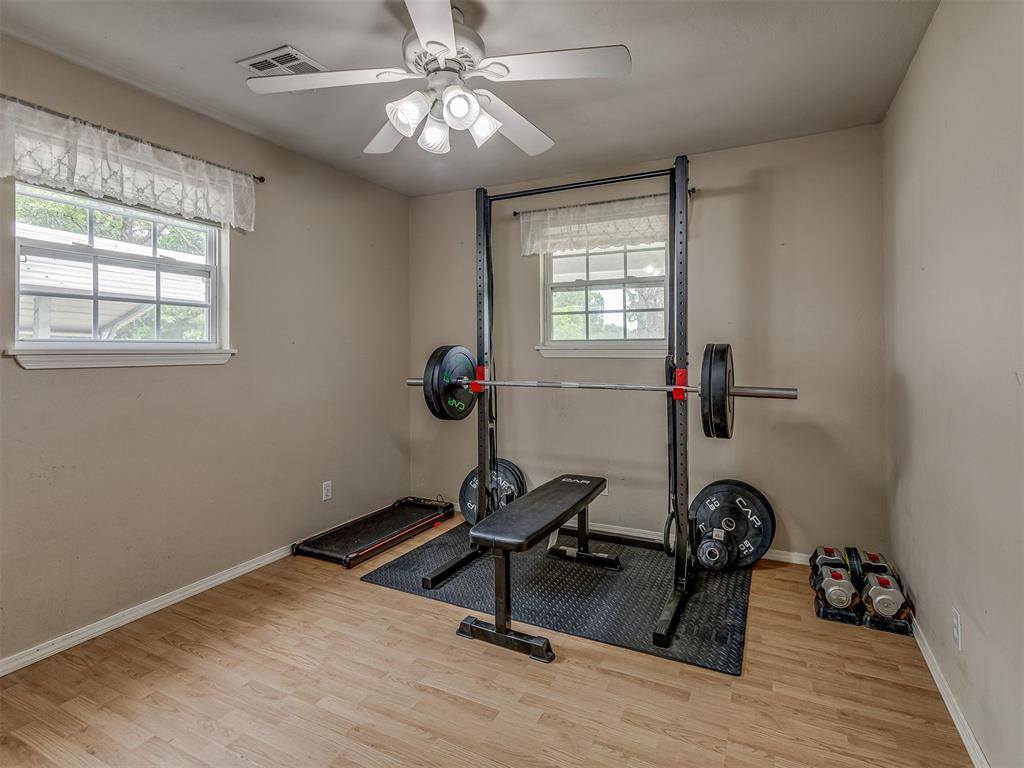 2 Clearpond Lane, Shawnee, OK 74801