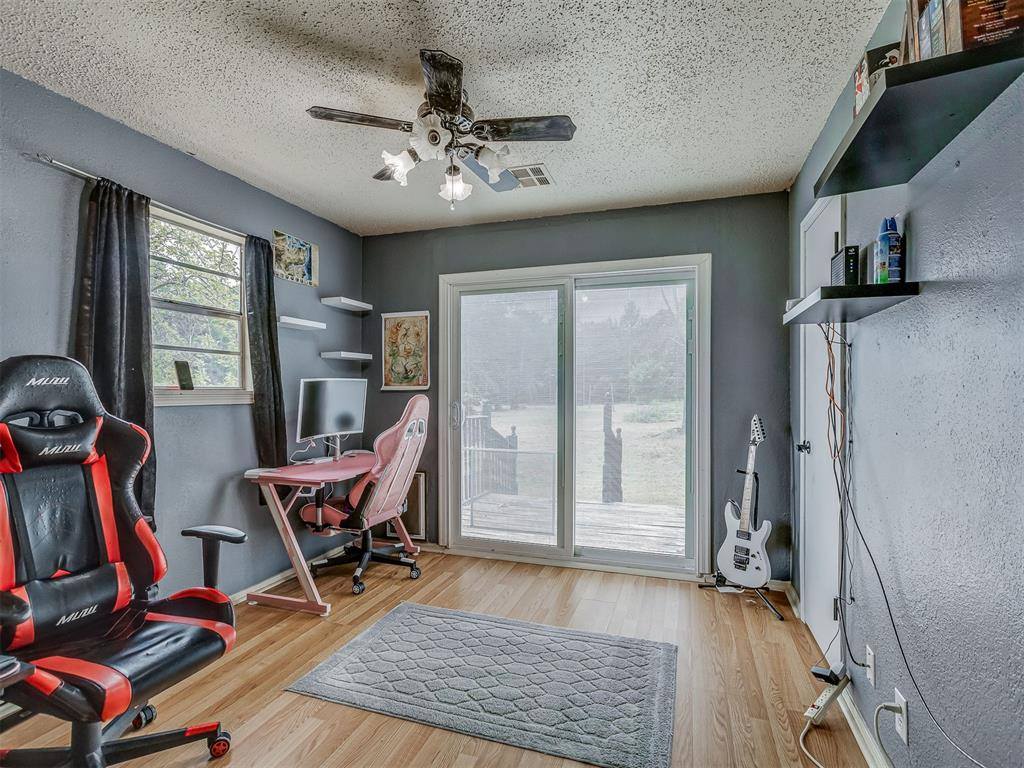 2 Clearpond Lane, Shawnee, OK 74801