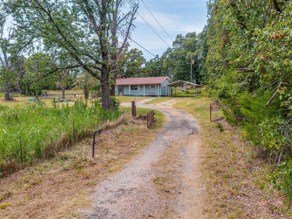 2 Clearpond Lane, Shawnee, OK 74801