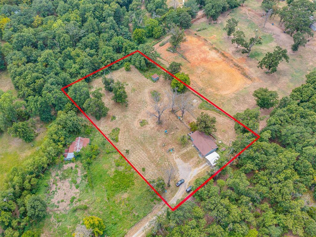 2 Clearpond Lane, Shawnee, OK 74801