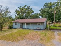 2 Clearpond Lane, Shawnee, OK 74801