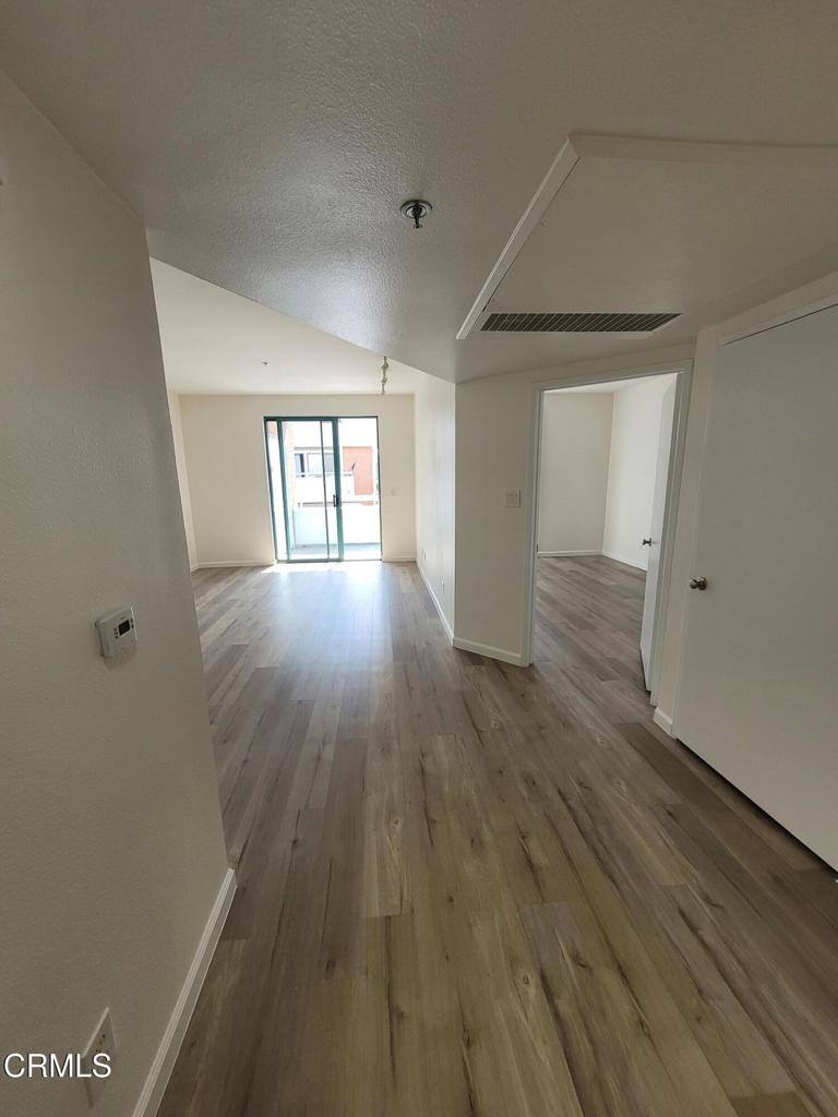 865 South B Street, Oxnard, CA 93030
