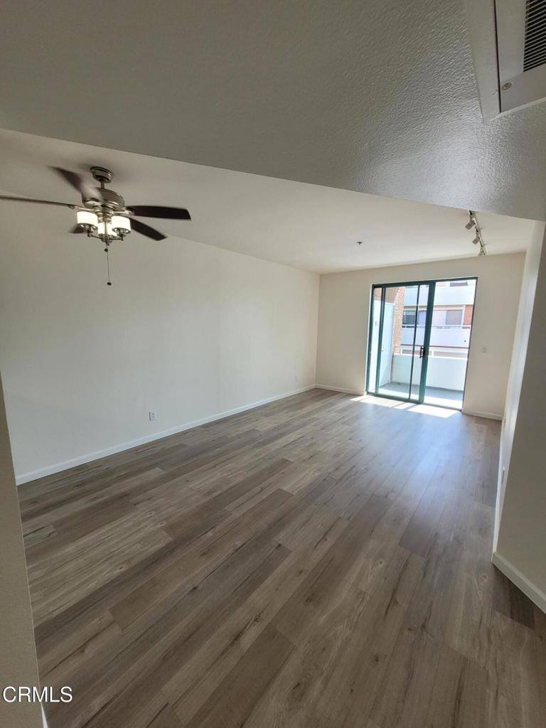865 South B Street, Oxnard, CA 93030
