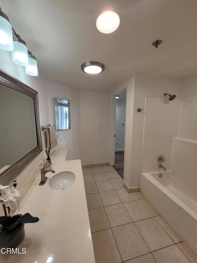 865 South B Street, Oxnard, CA 93030
