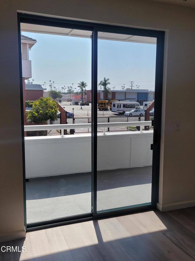 865 South B Street, Oxnard, CA 93030