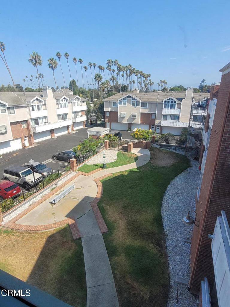 865 South B Street, Oxnard, CA 93030