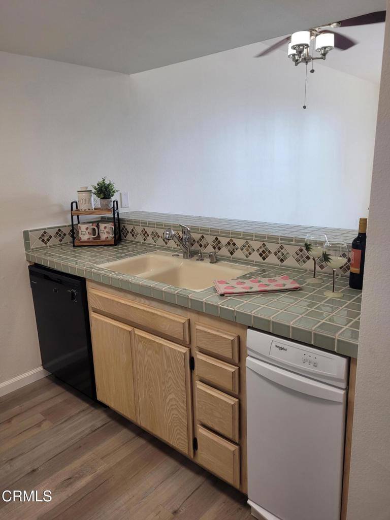 865 South B Street, Oxnard, CA 93030