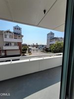 865 South B Street, Oxnard, CA 93030