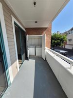 865 South B Street, Oxnard, CA 93030