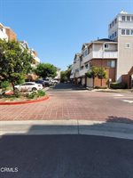 865 South B Street, Oxnard, CA 93030