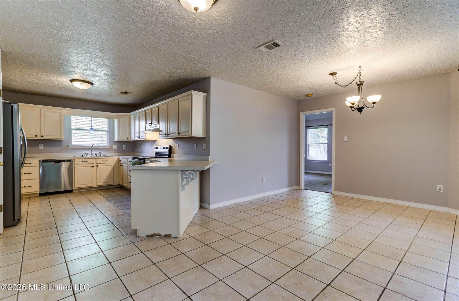 3424 North 9th Street, Ocean Springs, MS 39564
