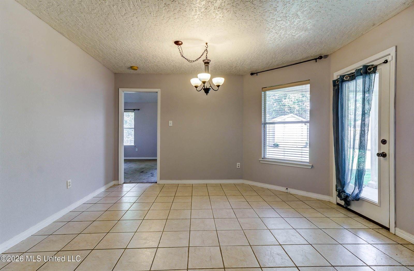 3424 North 9th Street, Ocean Springs, MS 39564