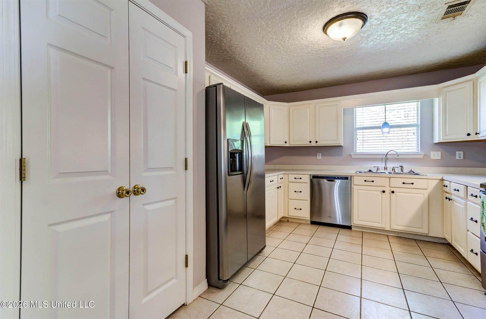 3424 North 9th Street, Ocean Springs, MS 39564