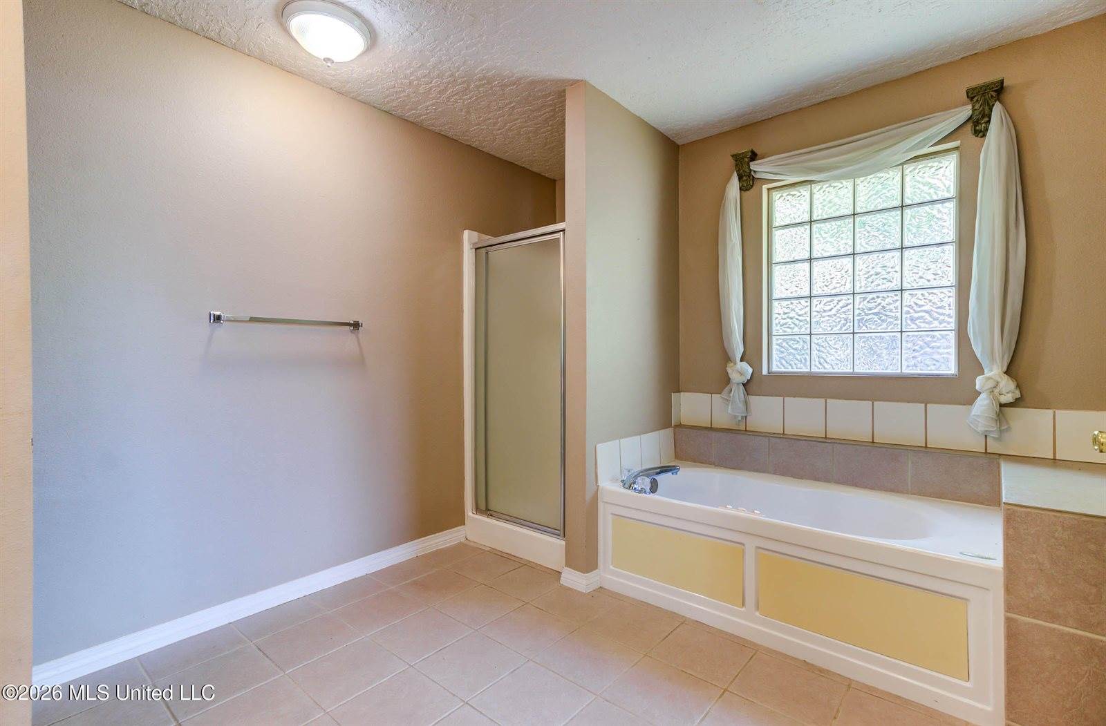 3424 North 9th Street, Ocean Springs, MS 39564