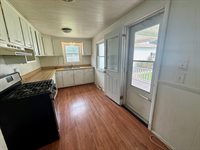 615 5th St, Colona, IL 61241