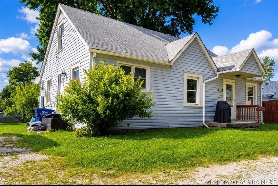317 Kahl Court, Sellersburg, IN 47172