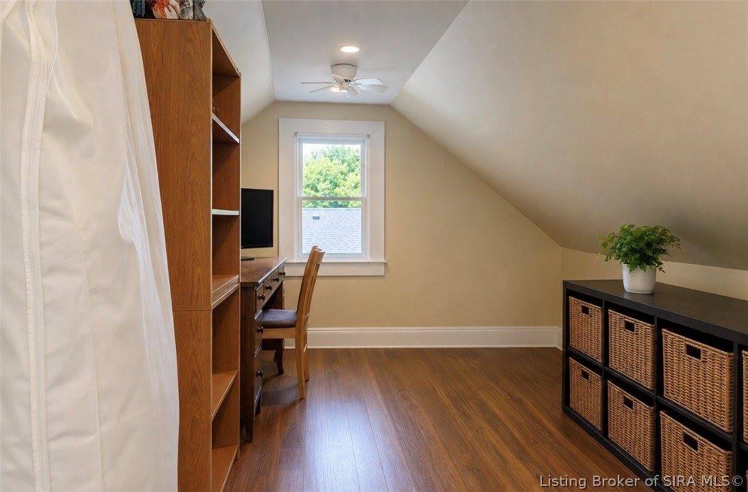 317 Kahl Court, Sellersburg, IN 47172