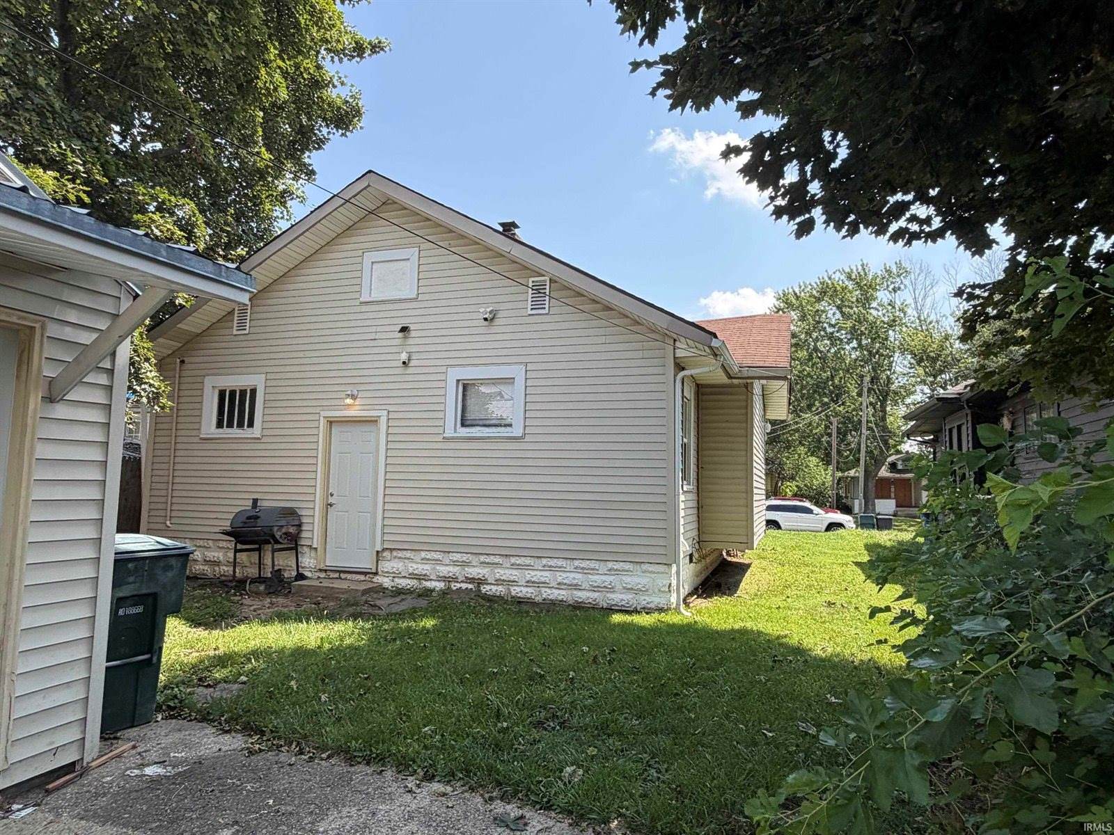1307 South Ebright Street, Muncie, IN 47302