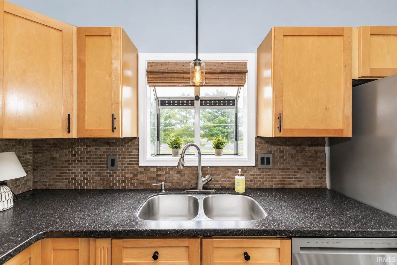 3756 North Lakeside Drive, Muncie, IN 47304