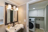 3756 North Lakeside Drive, Muncie, IN 47304