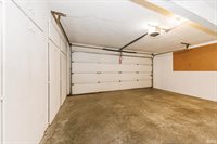 3756 North Lakeside Drive, Muncie, IN 47304