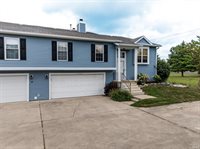 3756 North Lakeside Drive, Muncie, IN 47304