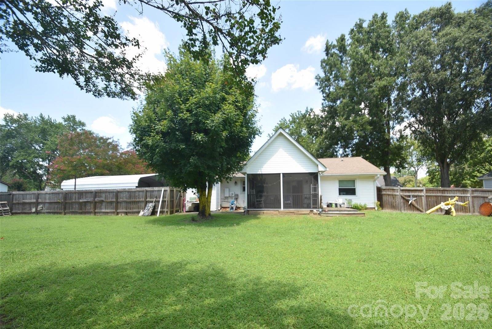 12202 Charing Grove Lane, Charlotte, NC 28273