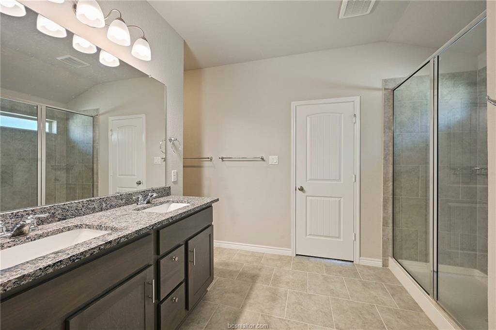 2115 Chief Street, Bryan, TX 77807