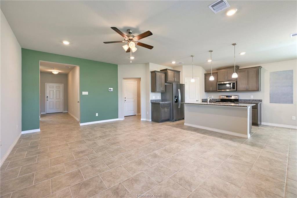 2115 Chief Street, Bryan, TX 77807