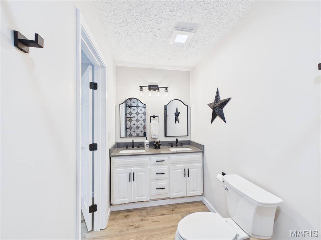 17080 Lensman Road, Saint Robert, MO 65584