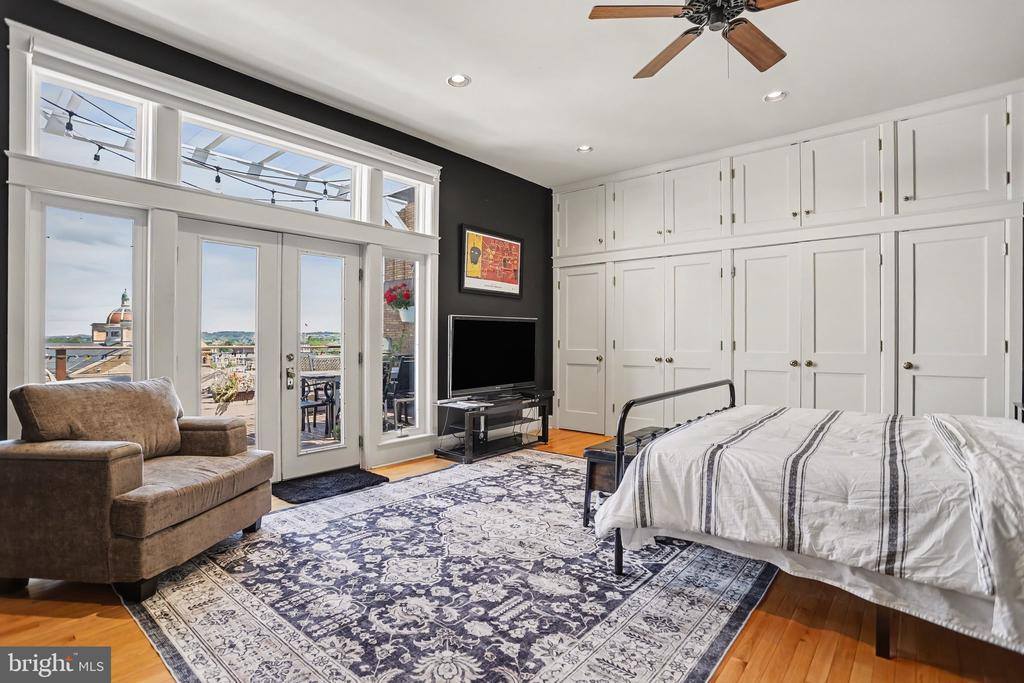 18 South George Street, York, PA 17401