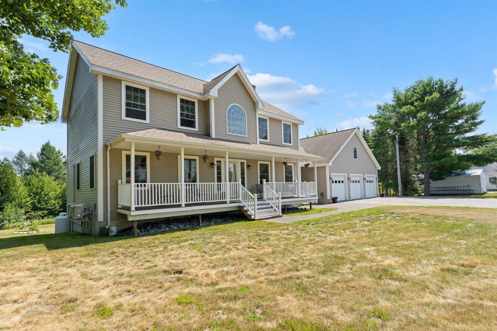 238 Ten Road, Bradley, ME 04411
