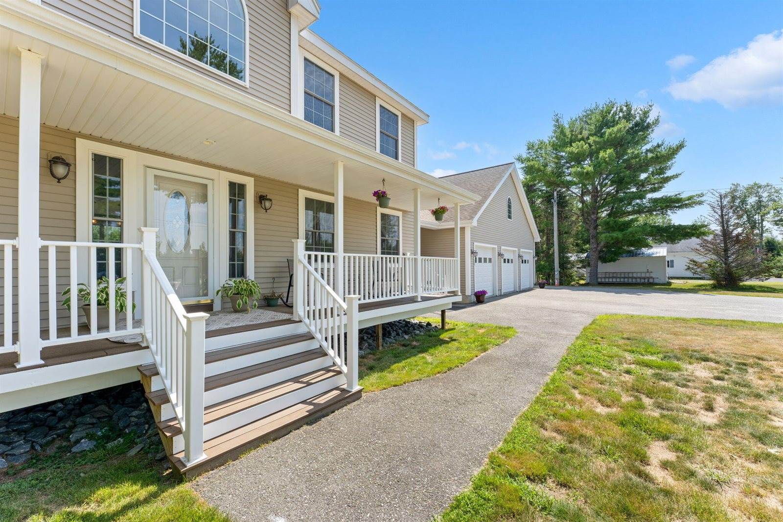 238 Ten Road, Bradley, ME 04411